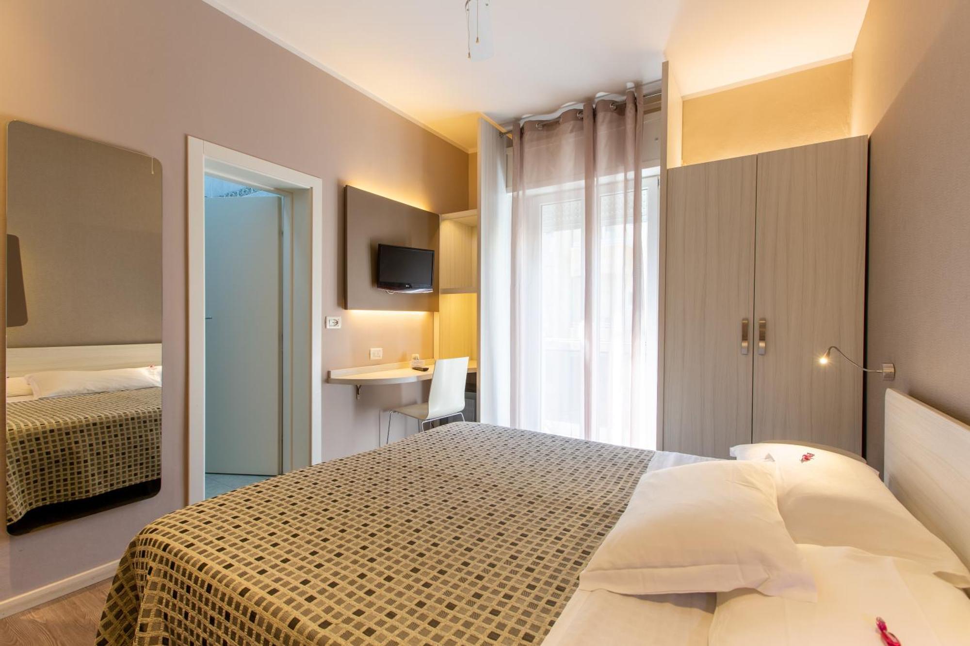 Hotel Gardenia Rimini Buitenkant foto