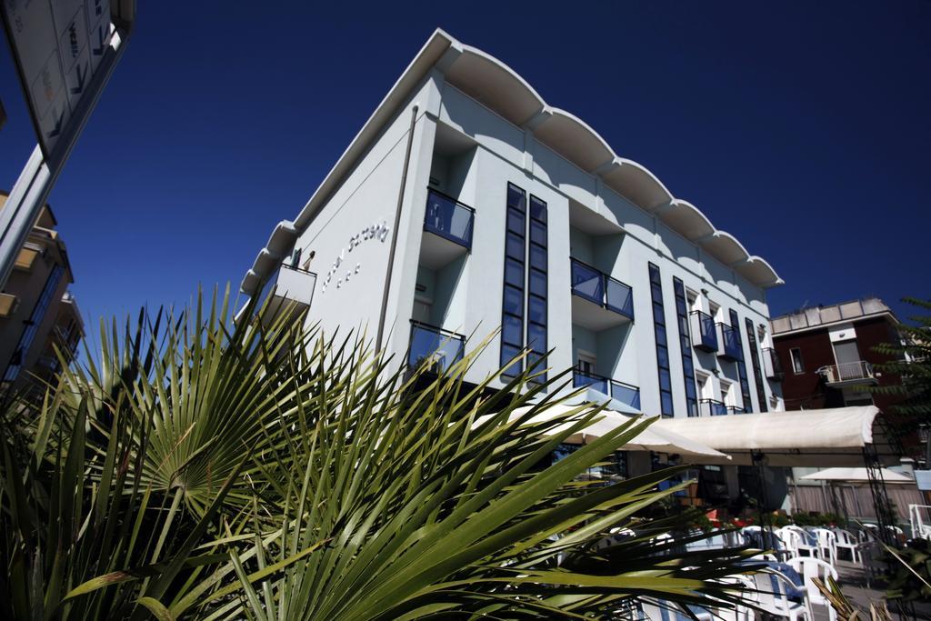 Hotel Gardenia Rimini Buitenkant foto