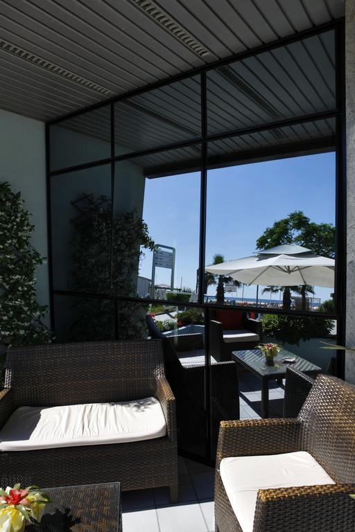 Hotel Gardenia Rimini Buitenkant foto