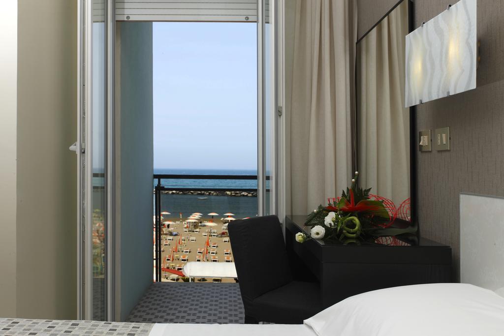 Hotel Gardenia Rimini Buitenkant foto